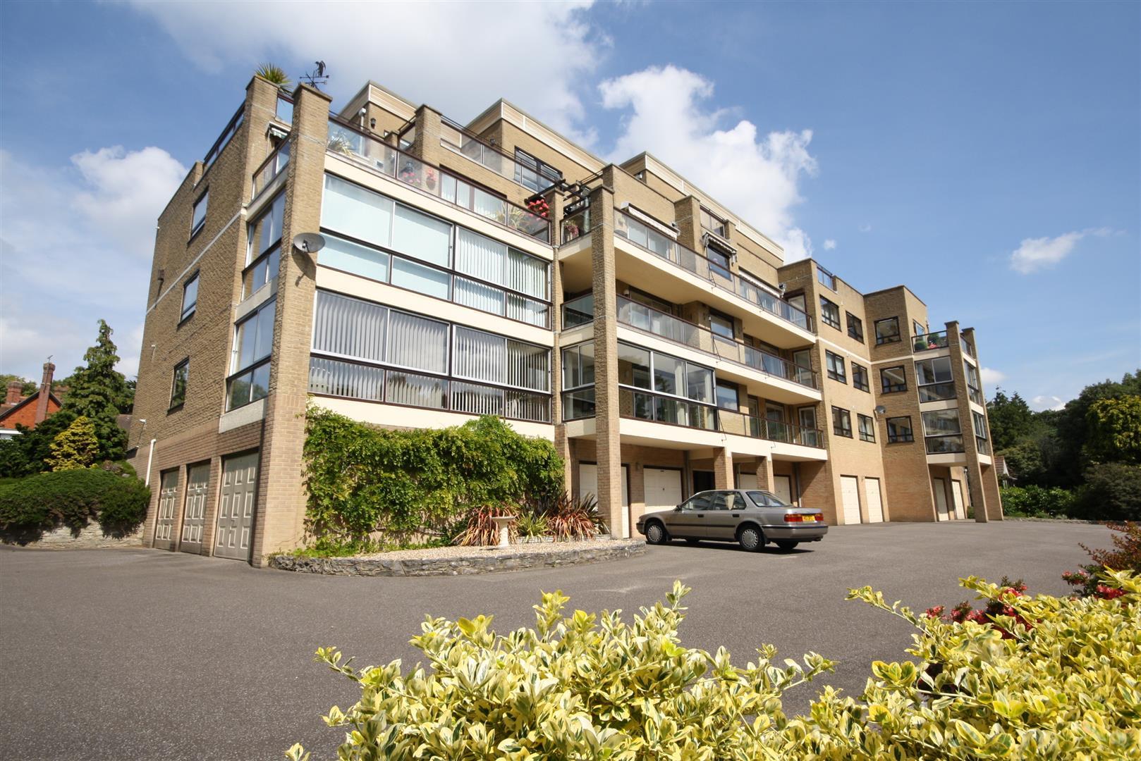 3 Bedroom Apartment Second Floor Alington Road, Poole